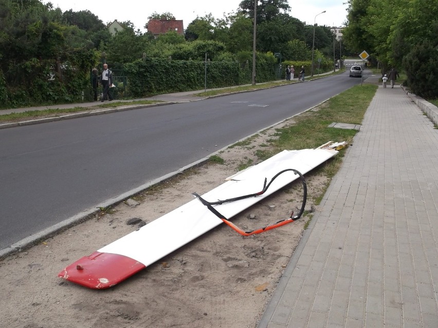 Kolejne zderzenie szybowców w Pile. Nie żyje jeden z pilotów