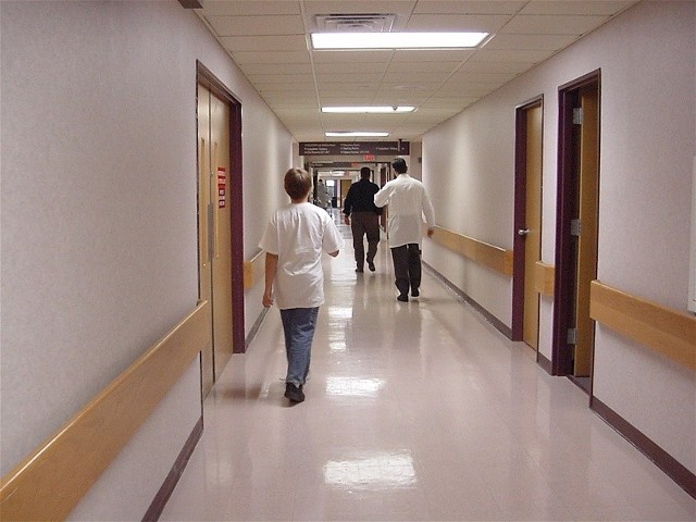 Szpitale walczą z zadłużeniem