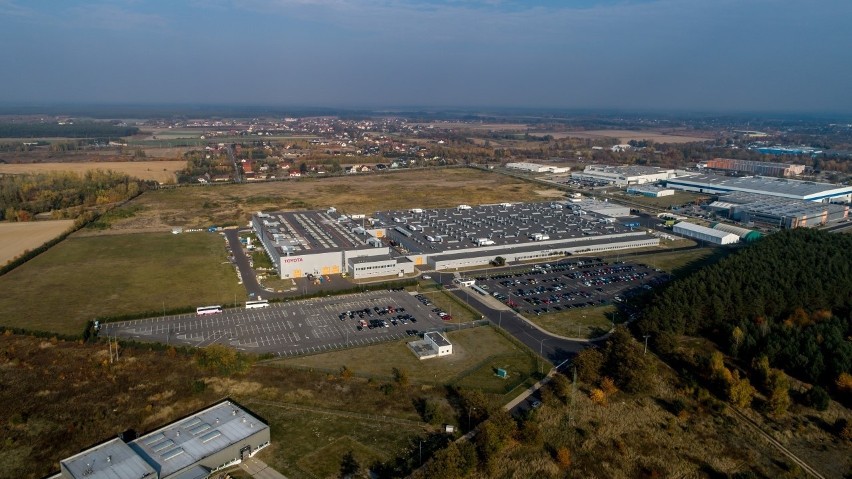 Zakład Toyoty w Jelczu-Laskowicach rozpoczyna produkcję...