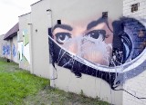 Graffiti z Michaelem Jacksonem zniszczone (wideo)