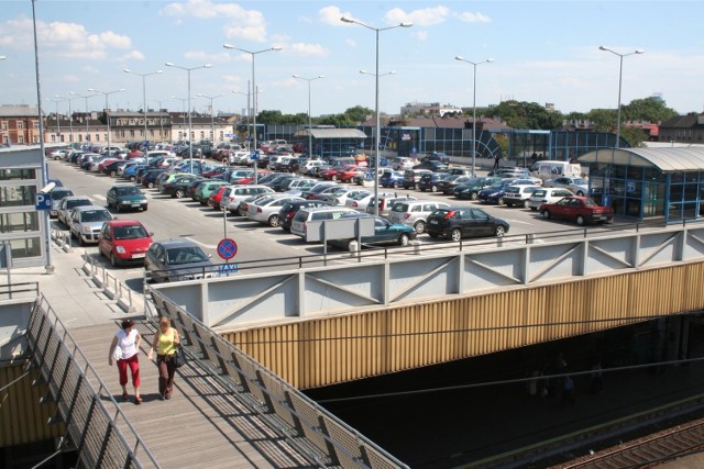 Parking nad dworcem głównym w Krakowie będzie na czas ŚDM zamknięty