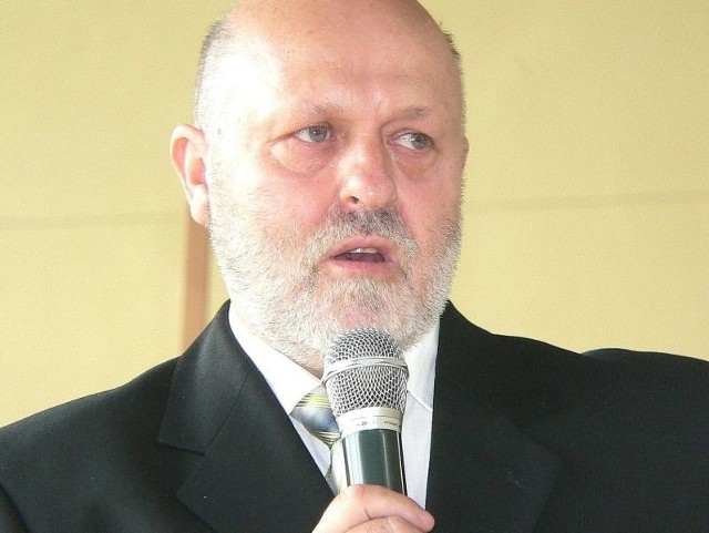 Przemysław Nowak został wybrany na dyrektora Zespołu Placówek Oświatowych w podbuskich Zbludowicach.