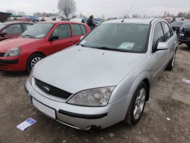 21. Ford Mondeo...