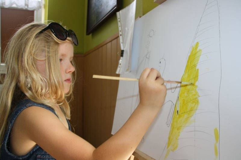 W Radziejowskim Domu Kultury dzieci zaproszone zostały w podróże ze sztuką [zdjęcia]