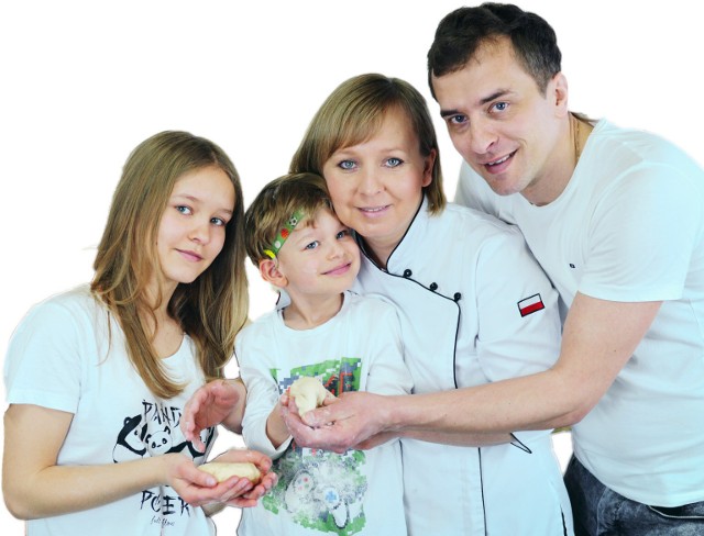 Na zdjęciu właściciele piekarni - Barbara i Michał Szewczykowie oraz ich dzieci Gabrysia i Tymon.