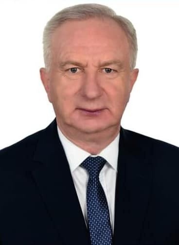 Marian Niemirski - starosta. Mieszka w Odrzywole, ma 61 lat....