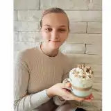 Świat zwariował na punkcie świeczek wykonywanych przez nastoletnią Julkę z Torunia! Czyste szaleństwo – mówi Julka