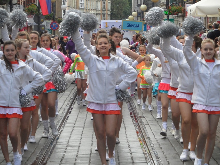 Parada ulicą Wolności w Chorzowie