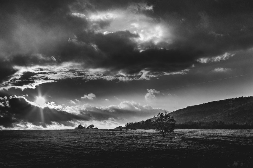 Niezwykły klimat czarno-białych zdjęć Marcina Walko z Niska