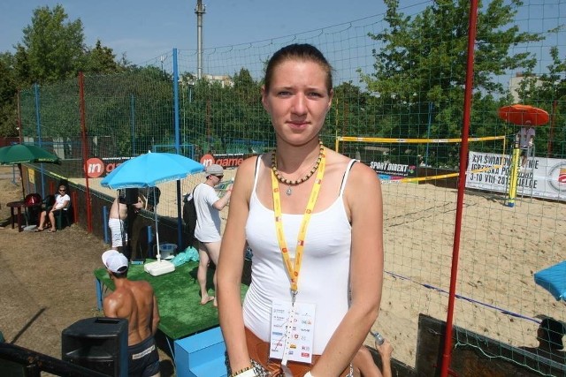 Małgorzata Sosna z litewskiego KS Polonia Wilno kibicowała w czwartek siatkarzom plażowym. Swoje mecze rozgrywała w środę, a kolejne, w parach mieszanych zagra w piątek.