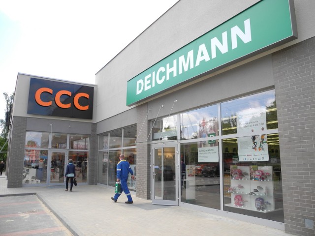 Nowe sklepy przed Kauflandem w SłupskuCCC i Deichmann po sąsiedzku na Kołłątaja w Słupsku.