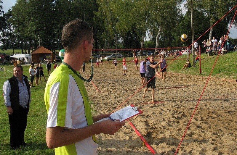 Turniej piłki plażowej w Wołczy Małej