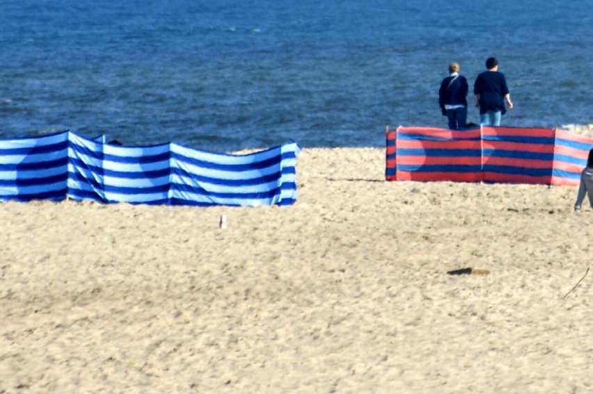 Foto powiat pucki: wiosenny parawaning na plaży we...