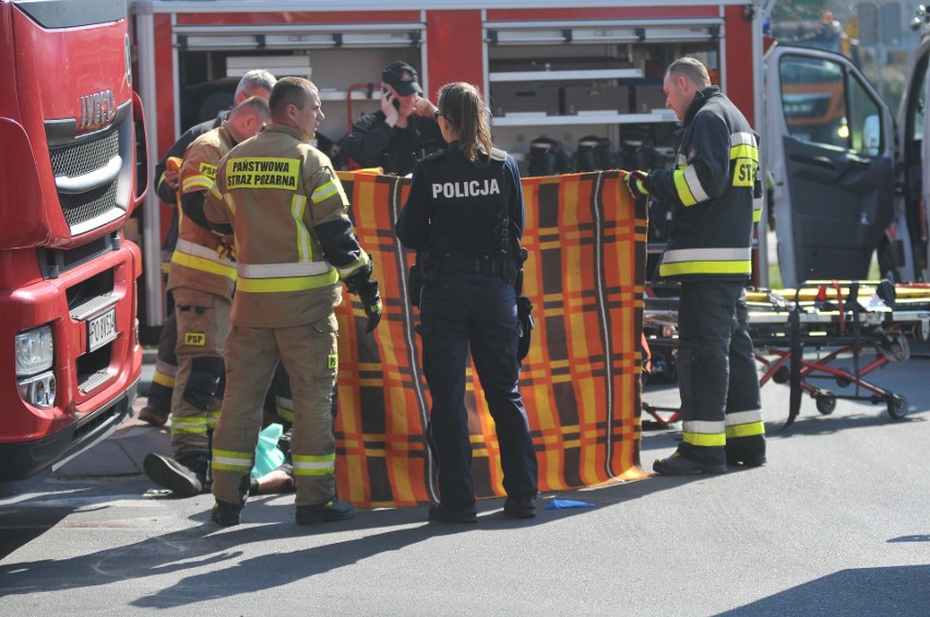 Tragedia wydarzyła się na przejściu dla pieszych przy...