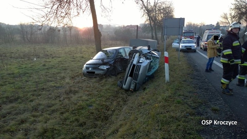 Wypadek na DK78 w Kroczycach. Dziecko trafiło do szpitala