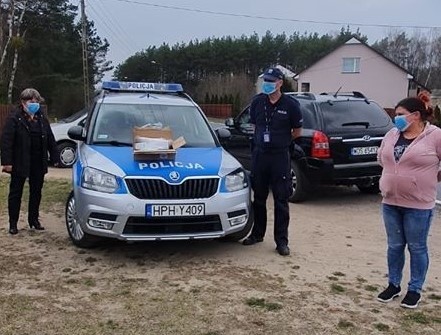 Piękny gest dla ostrołęckich policjantów od Kół Gospodyń...
