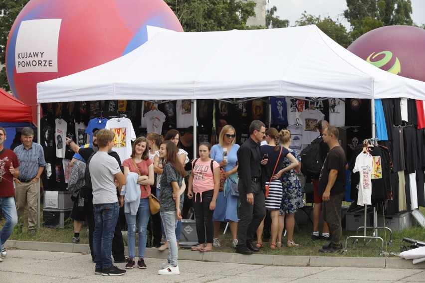 W Toruniu trwa pierwszy dzień festiwali muzyki...