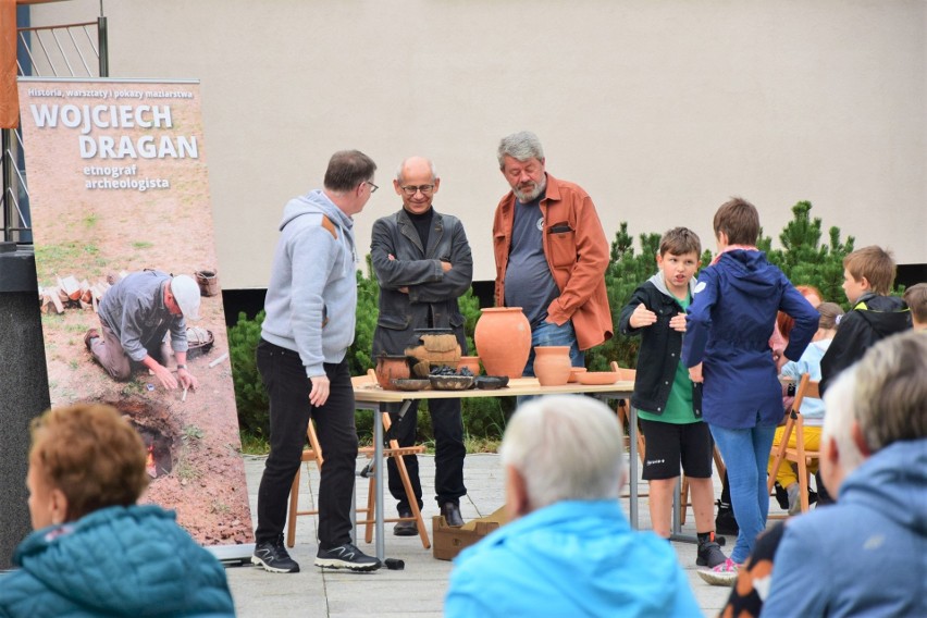 II Festiwal Kultury Lasowiackiej w Nowej Dębie: Jubileusz Cyganianek, kulinaria, pokazy i atrakcje dla publiczności. Oto zdjęcia