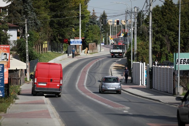 Przebudowana ulica Myślenicka w krakowskich Swoszowicach