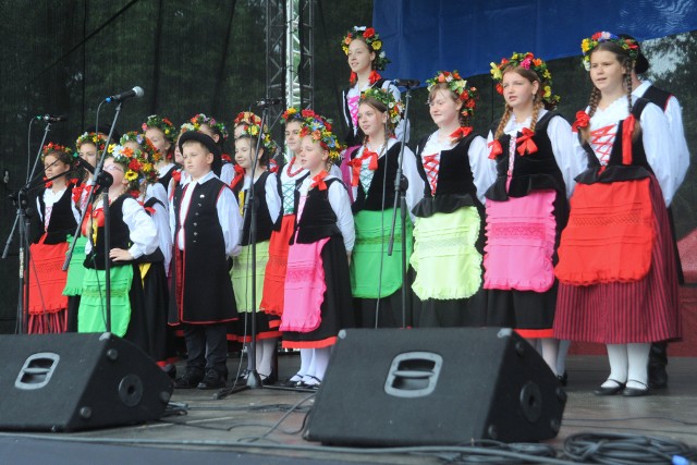 W sobotę, 25 czerwca, Centrum Kultury Powiatu Słupskiego zaprasza na folkowy festiwal przed pałacem w Damnicy