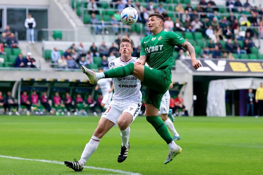 Śląsk Wrocław wygrał z Górnikiem Zabrze 4:1 w meczu 12....