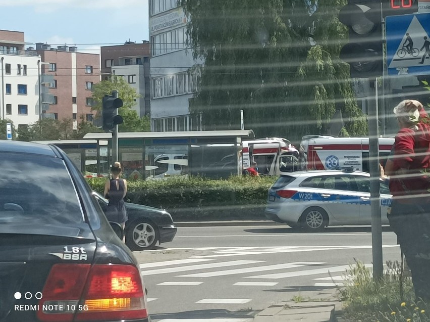 Śmiertelny wypadek z udziałem karetki w Szczecinie