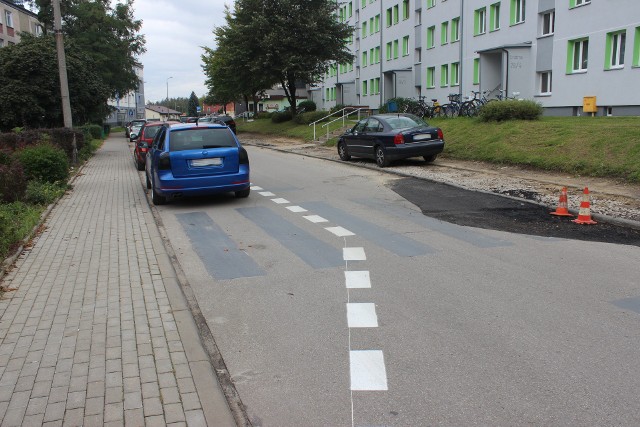 W Miasteczku Śląskim zlikwidowano kilka przejść dla pieszych. W zamian przybyło miejsc parkingowych. Zobacz zdjęcia >>>