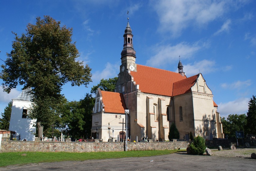 Architektoniczne dzieła, ośrodki życia religijnego i duma...