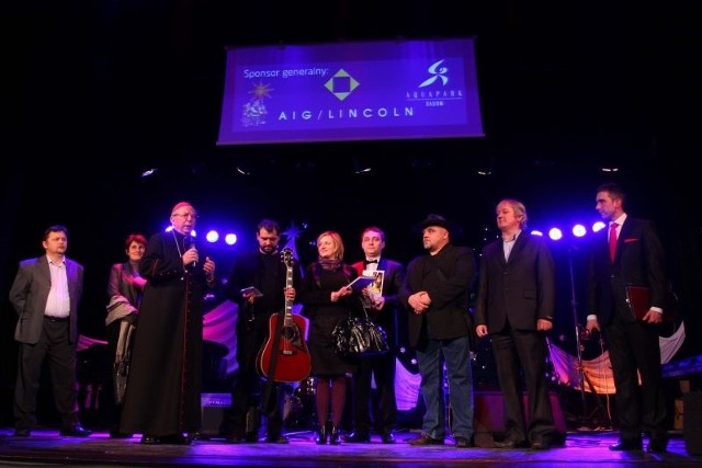 Stpastorałki- Zespół Damy Radę z Wąchocka  otrzymał Grand Prix, IX Ogólnopolskiego Festiwalu Kolęd i Pastorałek " Staropolskie Kolędowanie - nagrodę biskupa  Henryka Tomasika.