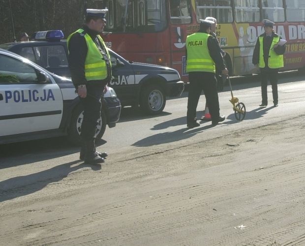 Policja ustala okoliczności zdarzenia