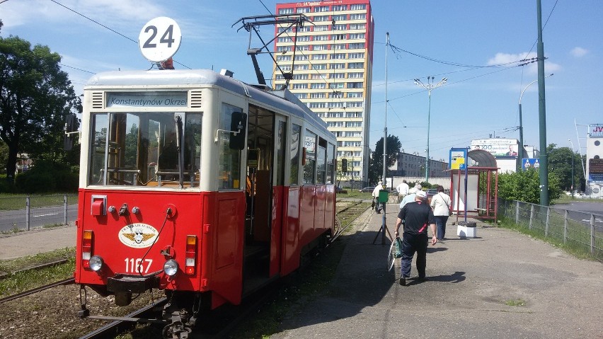 Stary tramwaj typu 4N do końca wakacji obsługiwać będzie...