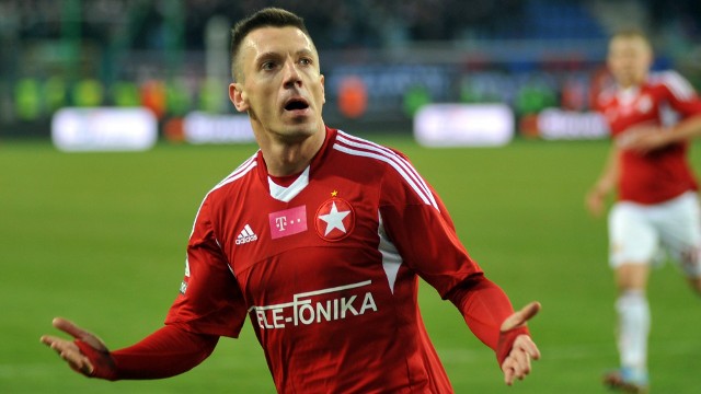 Łukasz Garguła w barwach Wisły Kraków, w różnych rozgrywkach, wystąpił w ponad 150 meczach. Strzelił 21 bramek