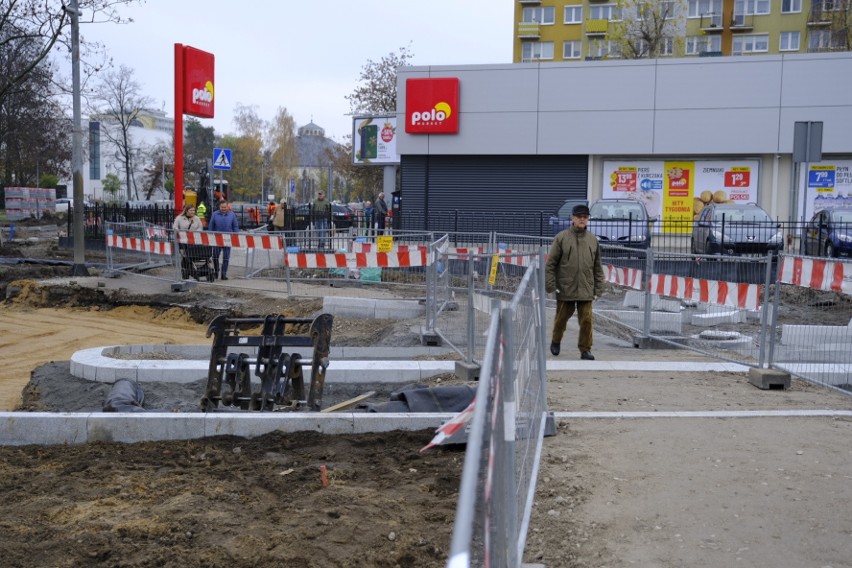 Prace torowo-drogowe w ciągu ul. Warneńczyka