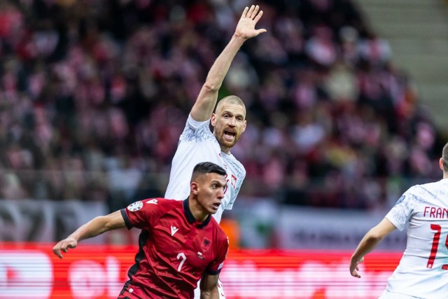 Lider defensywy Lecha Poznań ostatni raz w biało-czerwonej koszulce pojawił się podczas zeszłorocznego spotkania z Albanią (1:0)