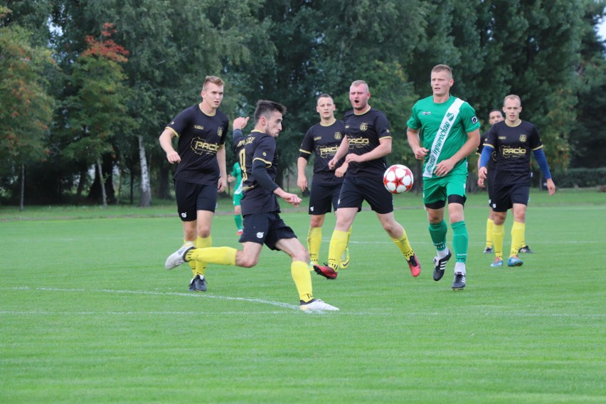 Unia Leszcze - Cuiavia Inowrocław (na zielono) 0:10