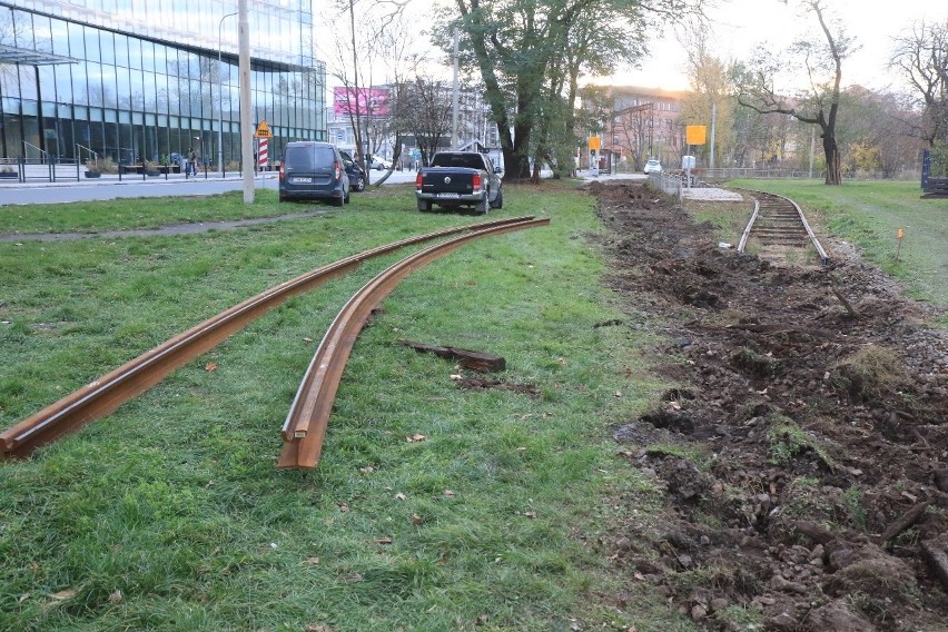 Pętla tramwajowa bez torów. Trwa remont (ZDJĘCIA)