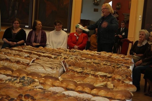 Najazd poetów na zamek w Brzegu