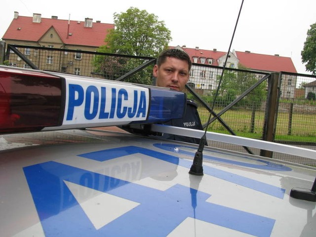 Dzielnicowy z Dobiegniewa Paweł Kołodyński twierdzi, że w mieście jest coraz bezpieczniej.