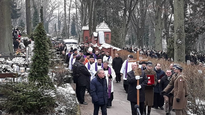 Pogrzeb Jolanty Szczypińskiej w Słupsku - ZDJĘCIA z...