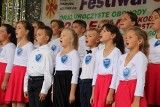 Barwny Festiwal Owoców i jubileusz szkoły w Zbroszy Dużej w gminie Jasieniec