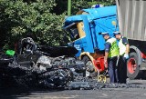 Tragiczny wypadek na DK86 w Tychach: Tir przygniótł osobówkę ZDJĘCIA