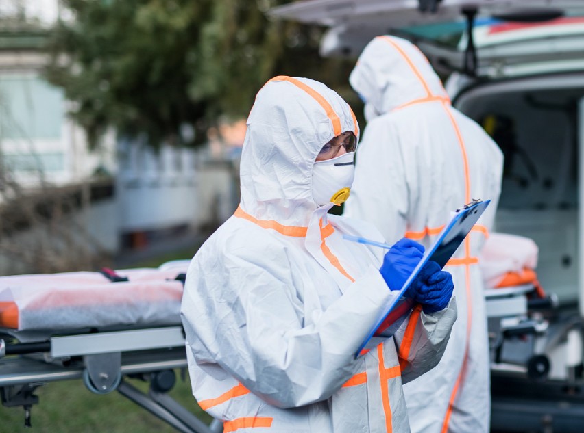 Liczba zakażonych koronawirusem w Katowicach rośnie. Prezydent informuje, że chore są 33 osoby, Urząd Wojewódzki, że zakażonych jest aż 54