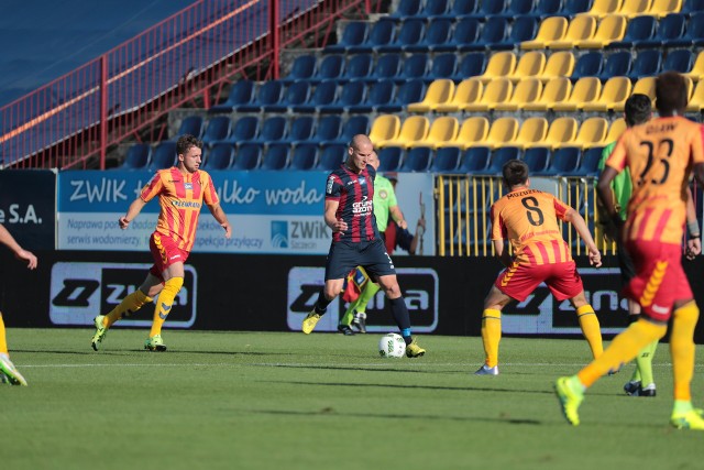 Jarosław Fojut podczas meczu Pogoń - Korona (1-1).