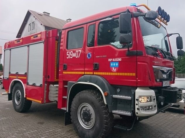 Tak wygląda specjalistyczny samochód pożarniczy, który otrzyma jednostka Ochotniczej Straży Pożarnej z Oleszna.