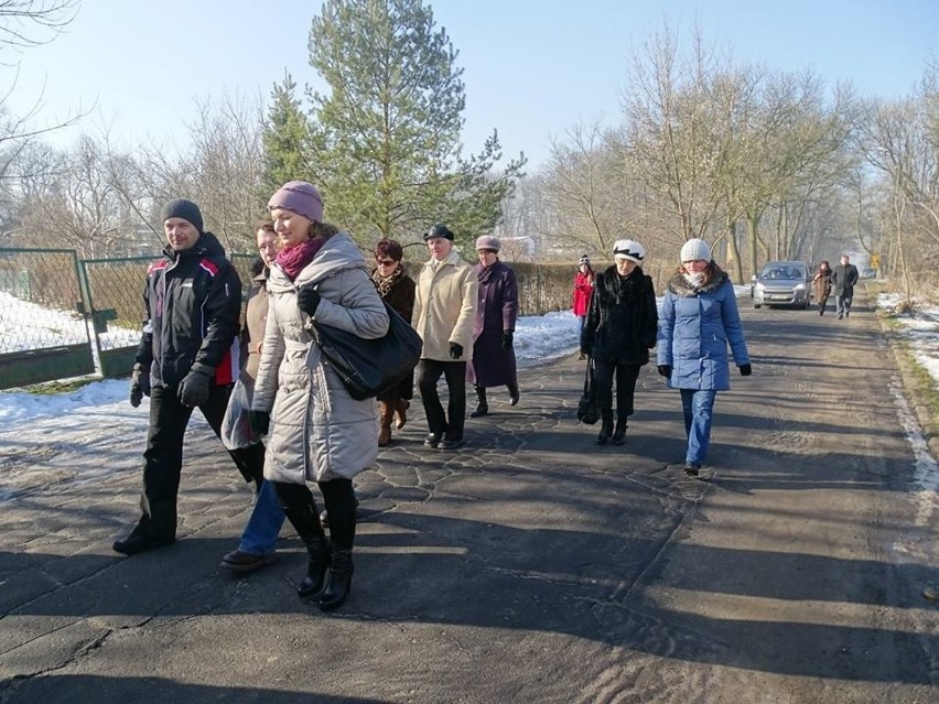 Sosnowiec: W Ostrowach Górniczych uczczono pamięć zamordowanej 70 lat temu rodziny Mackiewiczów FOTO