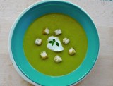 Zdrowa zupa krem ze szparagów. Przepis na lekką zupę z zielonych szparagów. Idealny pomysł na wiosenny obiad
