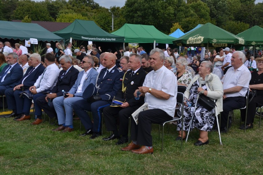 Na dożynkach gminnych w Woli bawiły się całe rodziny. Każdy znalazł coś dla siebie!