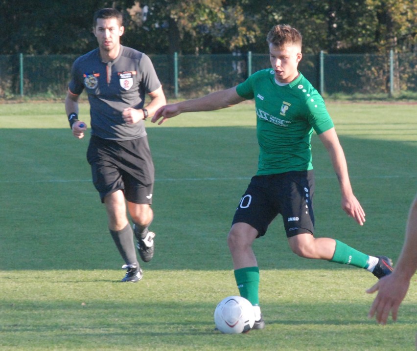 Hummel 4 Liga. Kulisy meczu Pogoni Staszów ze Starem Starachowice w obiektywie [ZDJĘCIA]