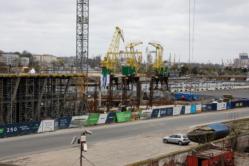 Morskie Centrum Nauki w Szczecinie. Prace postępują mimo utrudnień. Zobacz zdjęcia - 17.04.2020