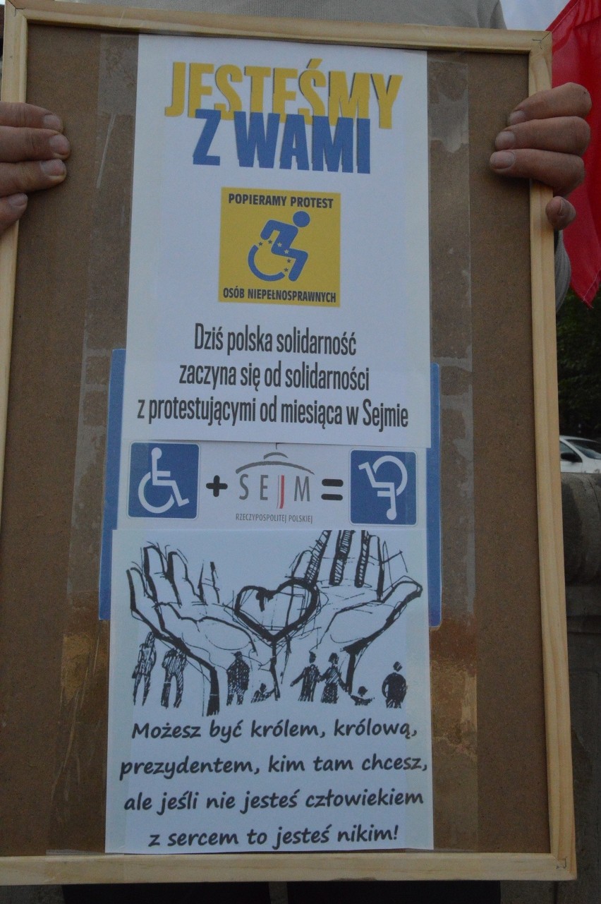 Myślenice. Solidarni z protestującymi osobami niepełnosprawnymi